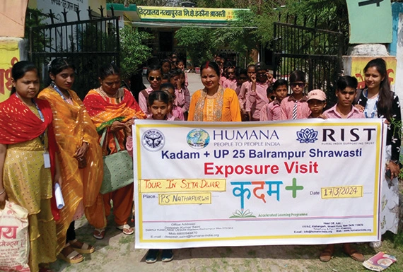 HPPI’s Kadam+UP 25 project in Shravasti district organised an exposure visit with Primary School, Natthapurwa students on 17th March 2024. The visit was planned in collaboration with the Headmaster and 35 students visited Sitapur Dwar, a quaint village nestled in Ekona Block in Shravasti District. The visit aimed to broaden horizons and ignite curiosity as these students transition from 5th to 6th grade.